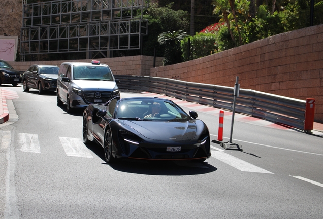 McLaren Artura Spider