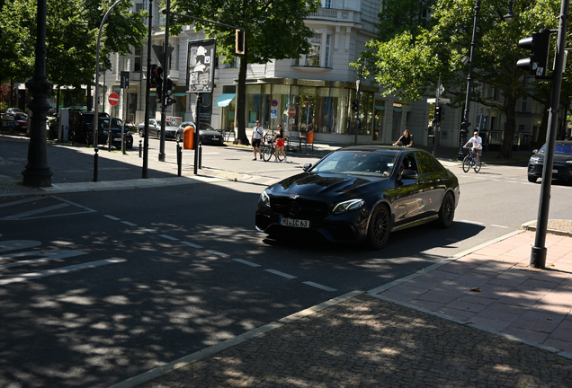 Mercedes-AMG E 63 S W213