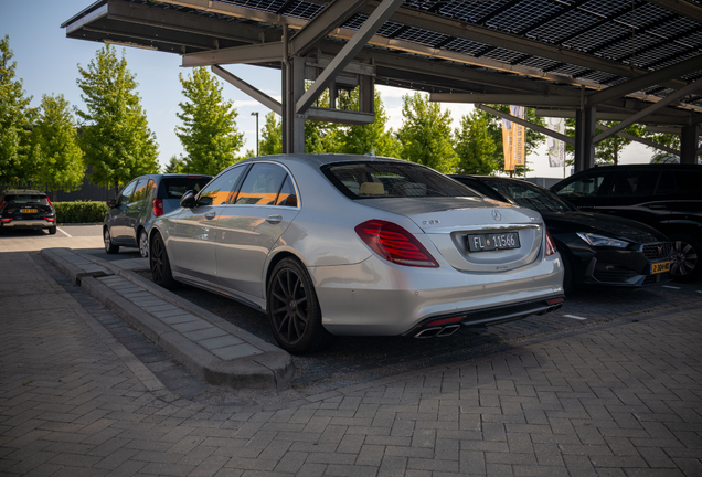 Mercedes-Benz S 63 AMG V222