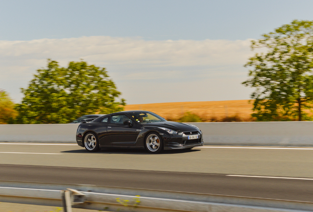 Nissan GT-R 2013