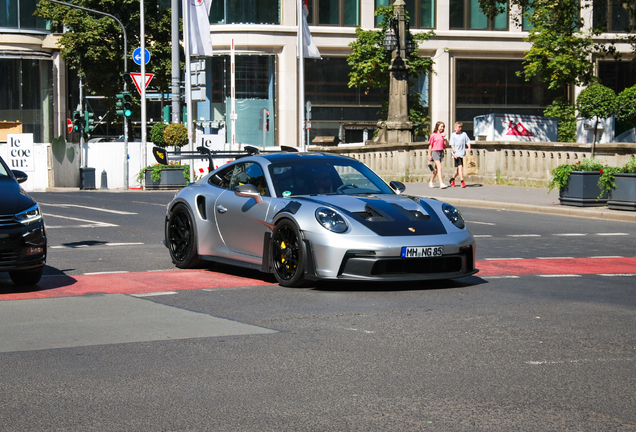 Porsche 992 GT3 RS MkI Weissach Package