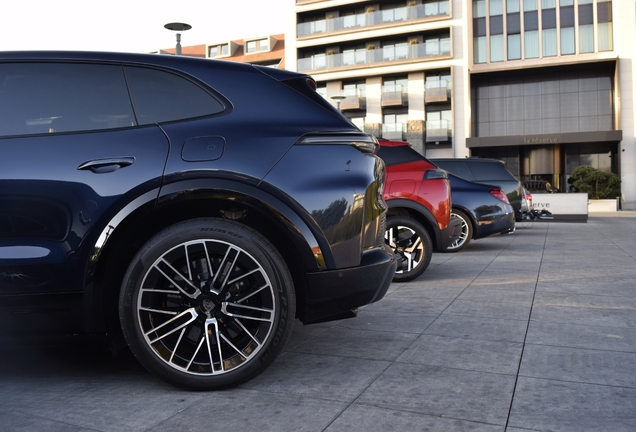 Porsche Cayenne Turbo Electric