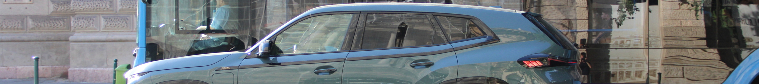 BMW XM G09