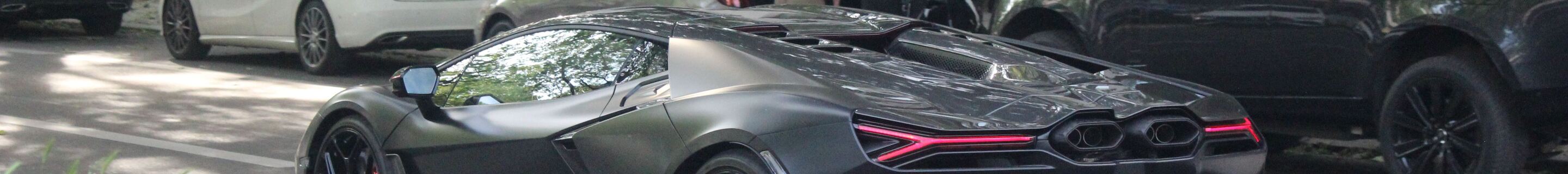 Lamborghini Revuelto