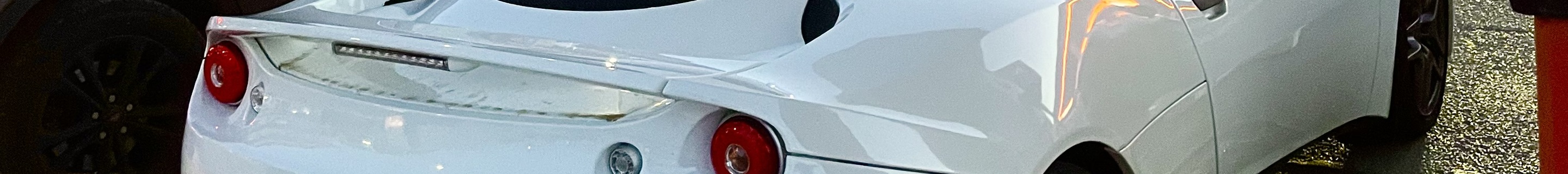 Lotus Evora