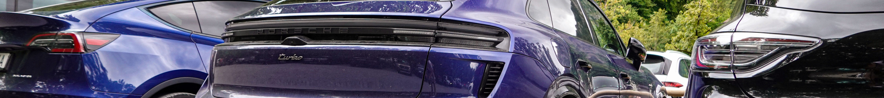 Porsche Macan EV Turbo