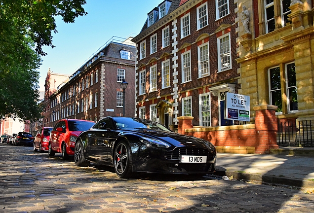 Aston Martin V8 Vantage S