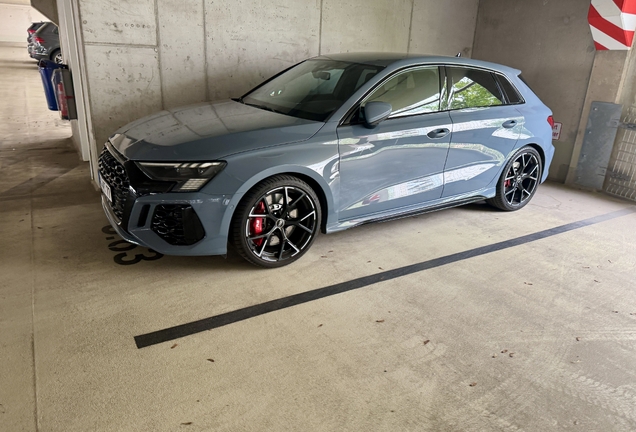 Audi RS3 Sportback 8Y