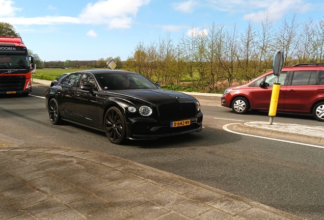 Bentley Flying Spur Hybrid Azure