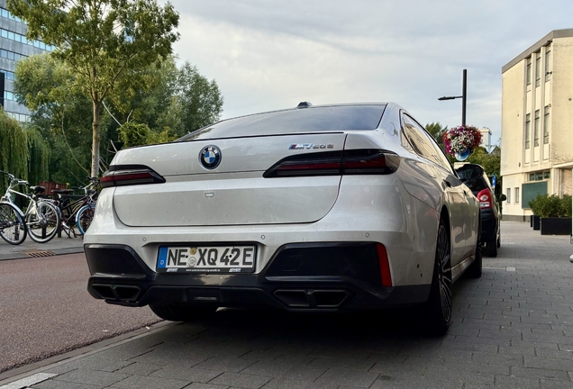 BMW M760e xDrive
