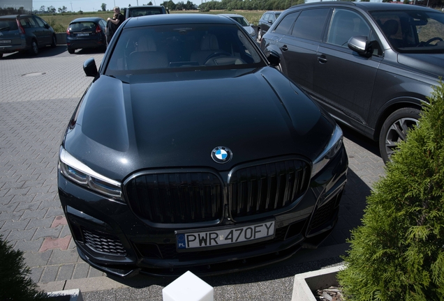 BMW M760Li xDrive 2019 Final Edition