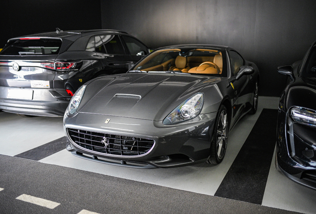 Ferrari California