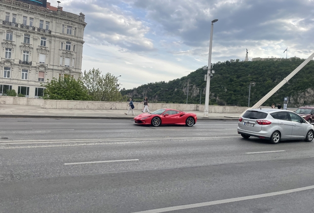Ferrari F8 Tributo