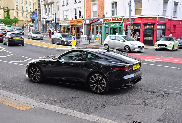 Jaguar F-TYPE R Coupé 2020