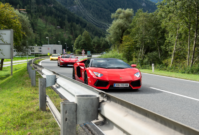 Lamborghini Aventador LP700-4 Roadster