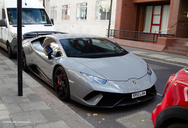 Lamborghini Huracán LP640-4 Performante
