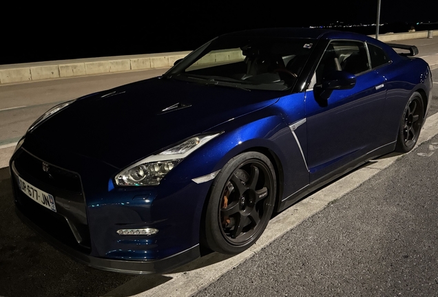 Nissan GT-R 2014