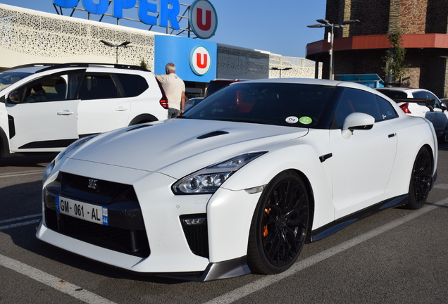 Nissan GT-R 2017
