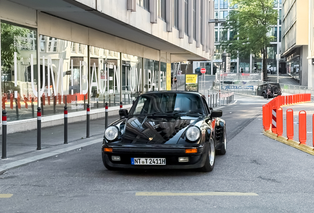 Porsche 930 Turbo