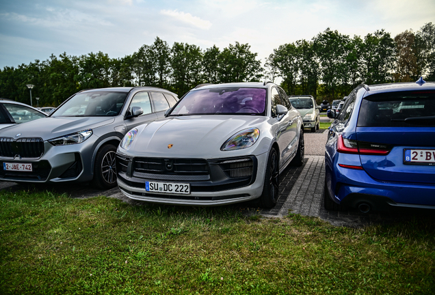 Porsche 95B Macan GTS MkII