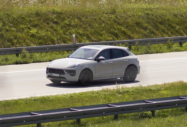 Porsche 95B Macan GTS MkII