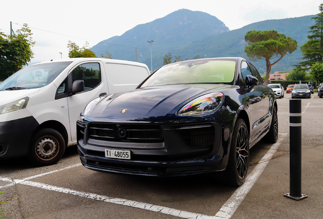 Porsche 95B Macan GTS MkIII