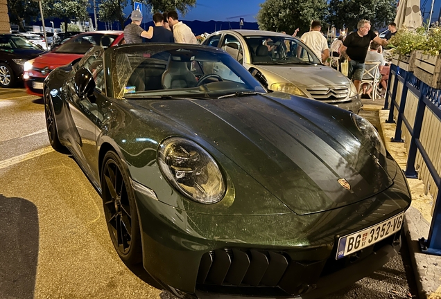 Porsche 992 Carrera 4 GTS Cabriolet MkII