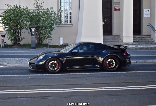 Porsche 992 Carrera 4 GTS MkII
