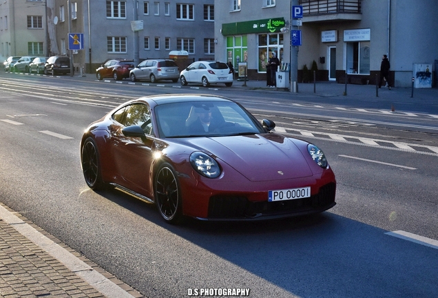 Porsche 992 Carrera 4 GTS MkII