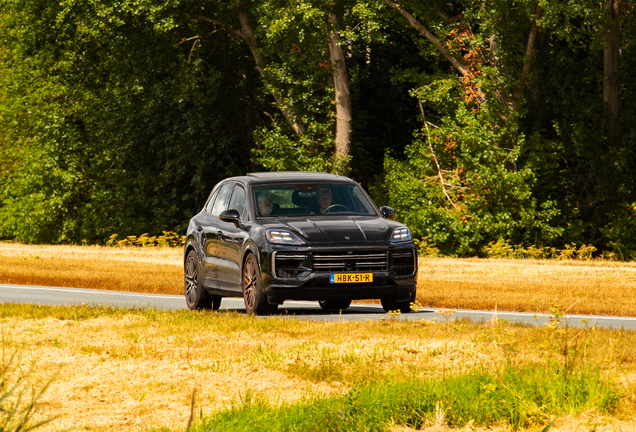 Porsche 9YA Cayenne Turbo E-Hybrid