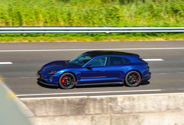 Porsche Taycan GTS Sport Turismo MkI