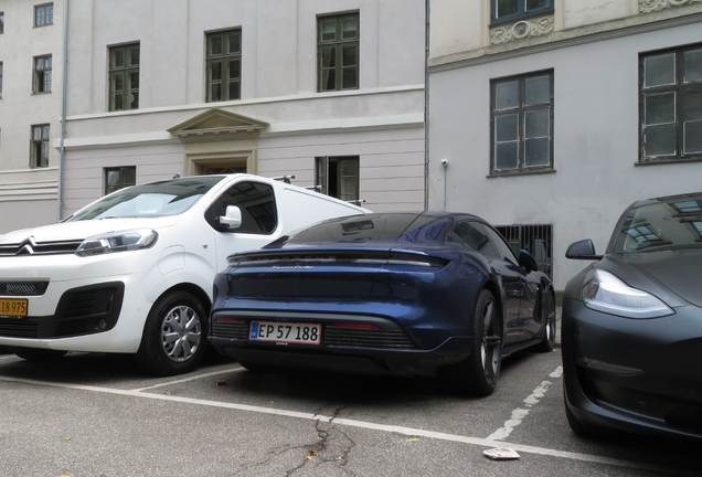 Porsche Taycan Turbo MkI