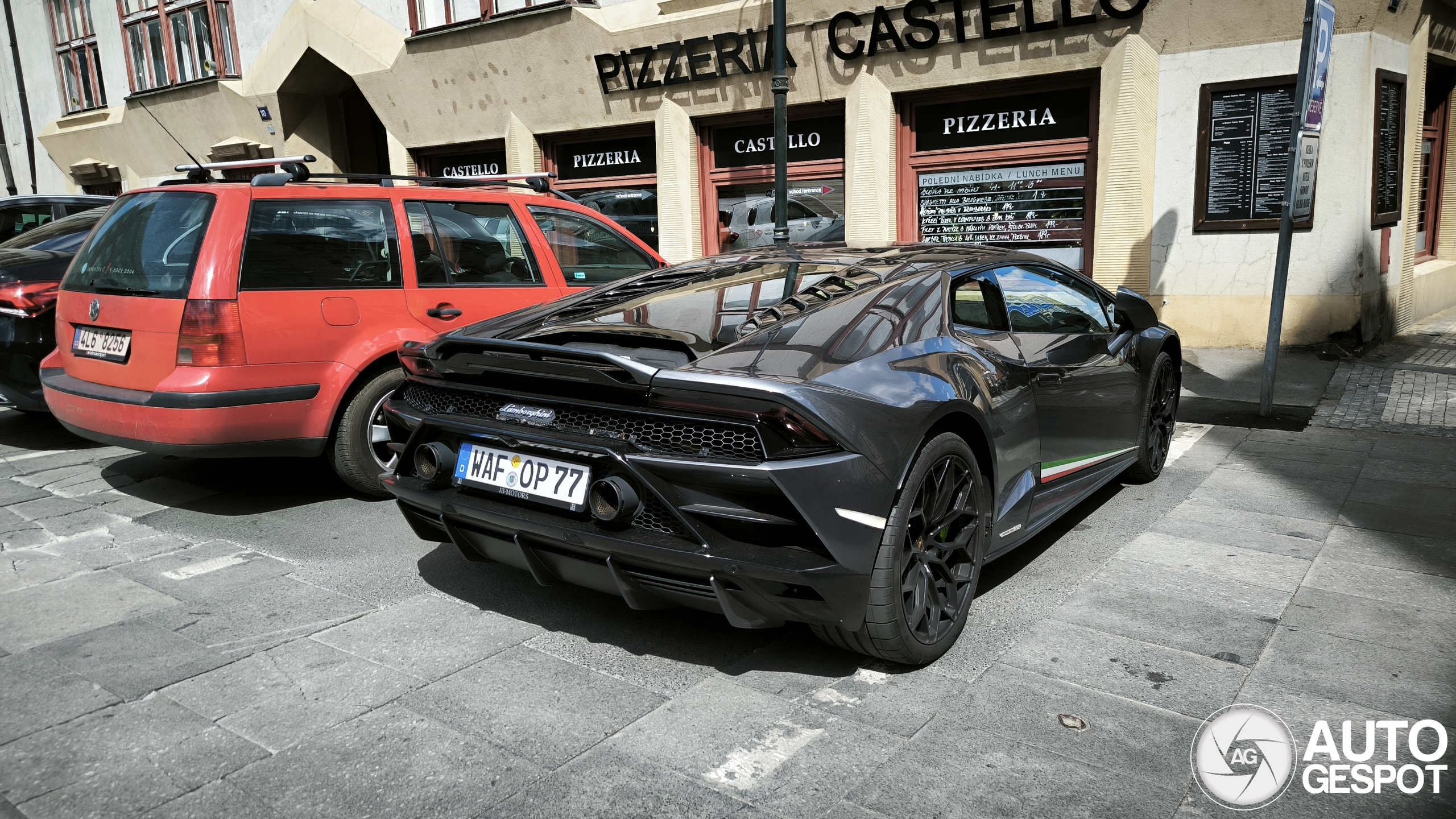 Lamborghini Huracán LP640-4 EVO