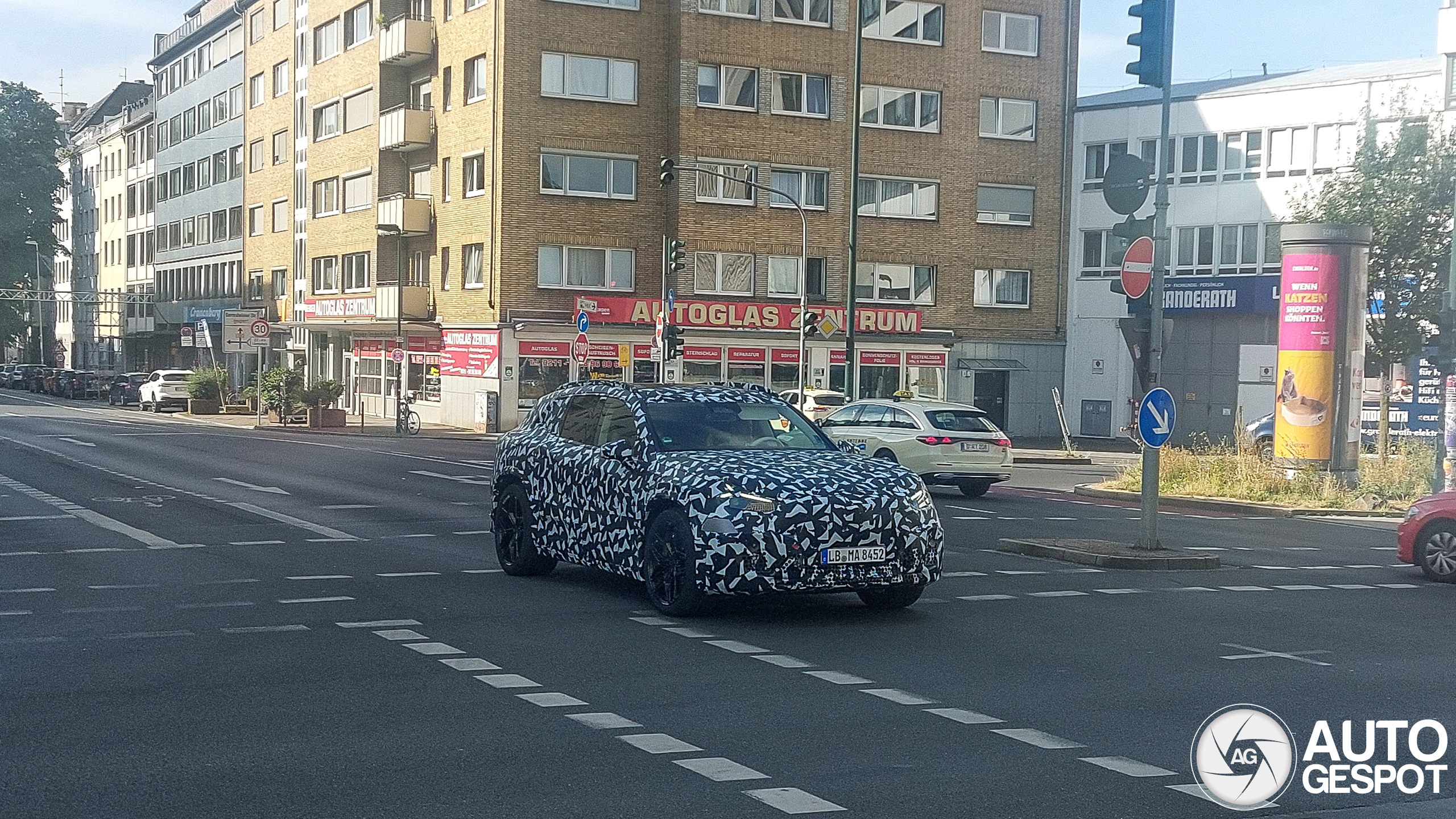 Mercedes-amg suv x591