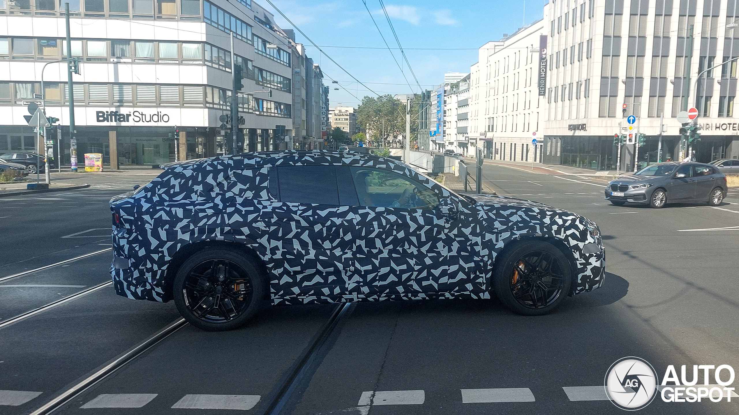 Mercedes-amg suv x591