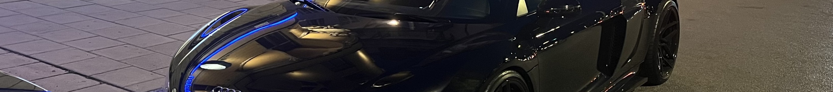 Audi R8 V10