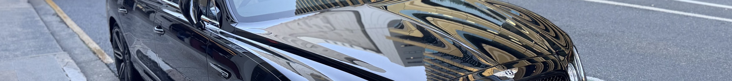 Bentley Flying Spur V8