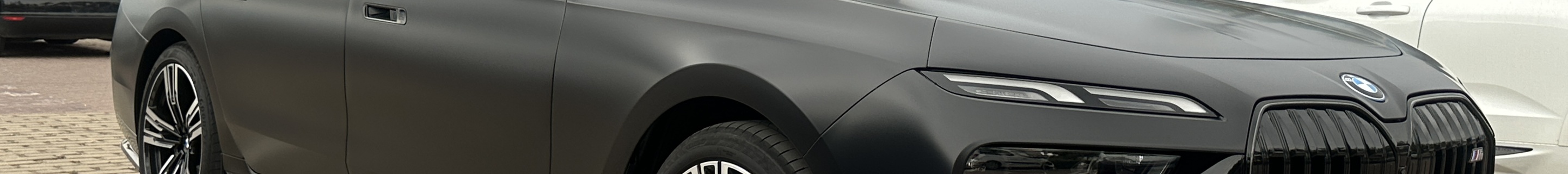 BMW M760e xDrive
