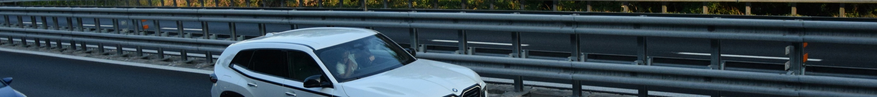 BMW XM G09