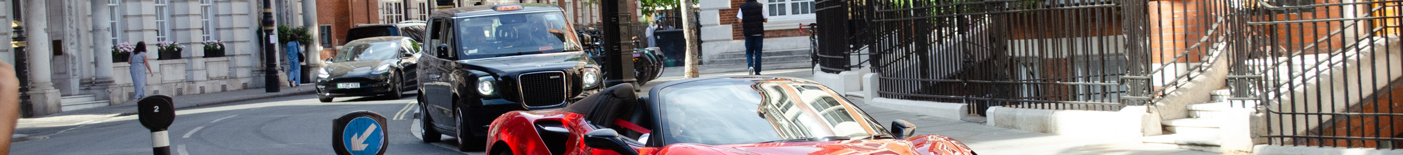 Ferrari F8 Spider