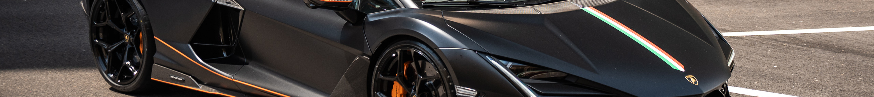 Lamborghini Revuelto