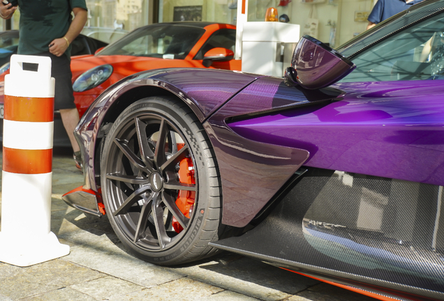 Aston Martin Valhalla