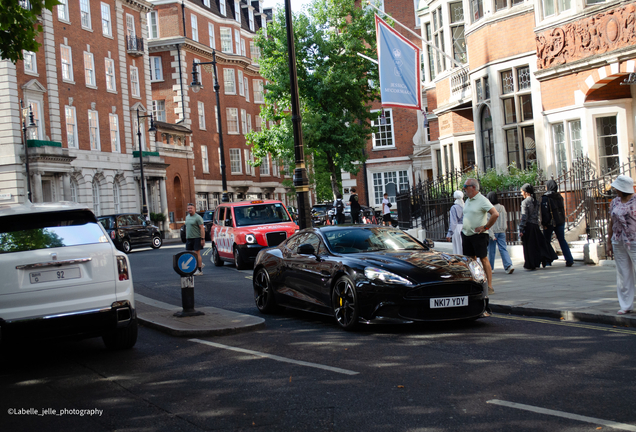 Aston Martin Vanquish S 2017