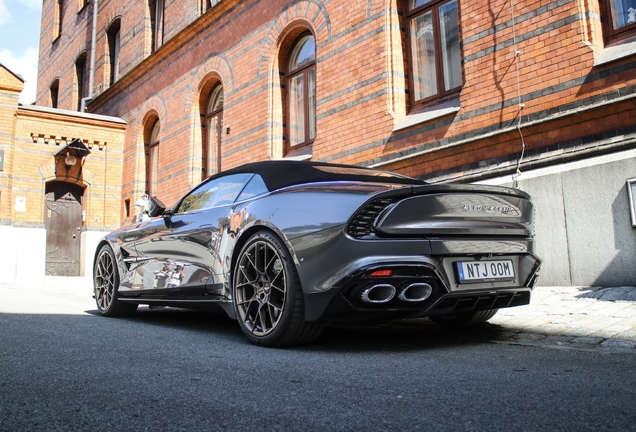 Aston Martin Vanquish Volante 2025