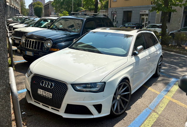 Audi RS4 Avant B8