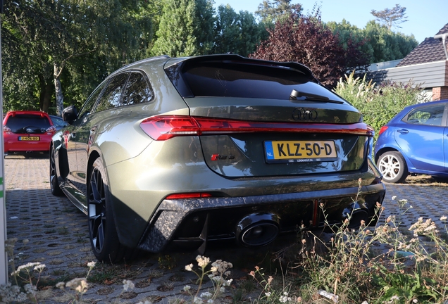 Audi RS5 Avant B10