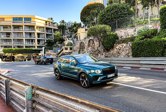 Bentley Bentayga Azure 2024