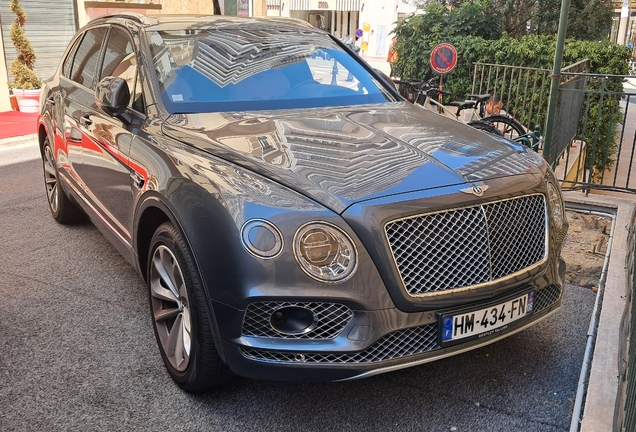 Bentley Bentayga V8