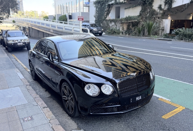 Bentley Flying Spur V8
