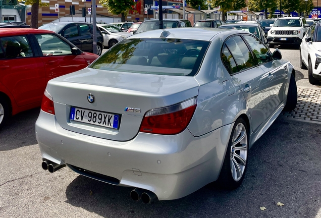 BMW M5 E60 2007